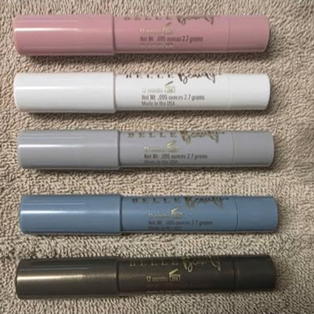 Belle Beauty Cosmetics Bundle by Kim Gravel - Picture 10 of 10
